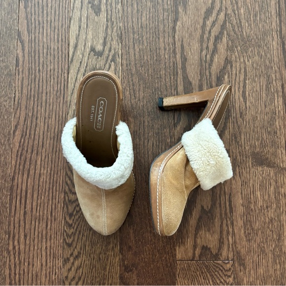 Vintage Coach heels - Picture 1 of 8